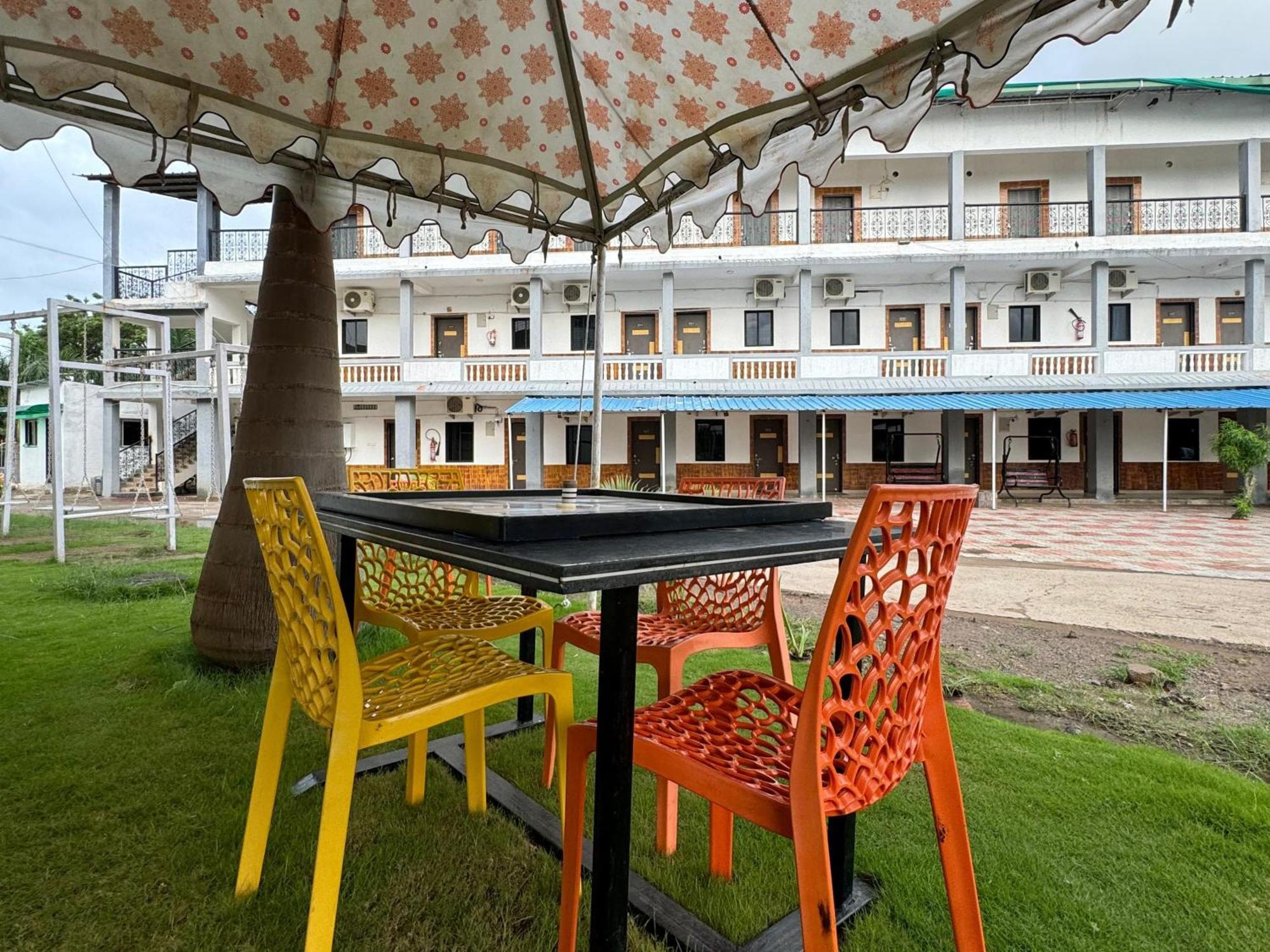 Vasant Vihar Resort Kevadia Exterior foto